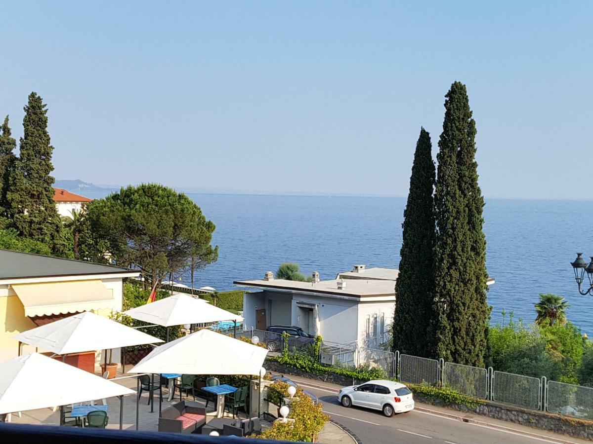 Made In Brazil Hotel Gardone Riviera Eksteriør billede